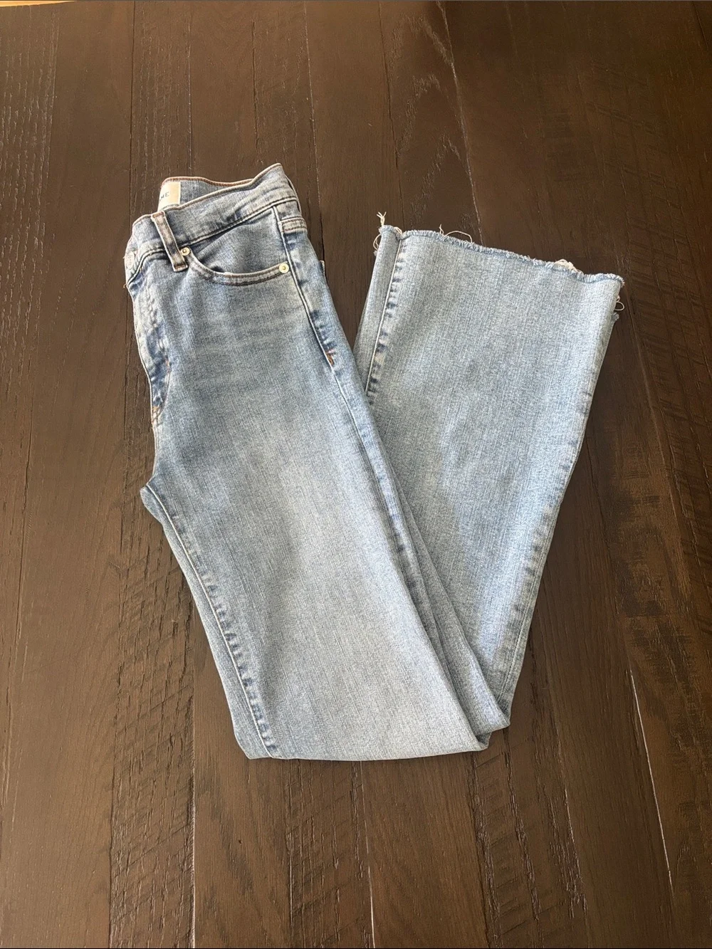 Frame The Icon Raw Hem Flare Jeans